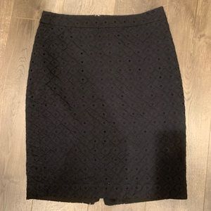 Loft Skirt Size 2 black pencil skirt patterned